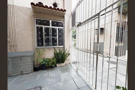 Quarto 1 Vista de apartamento à venda com 2 quartos, 60m² em Irajá, Rio de Janeiro