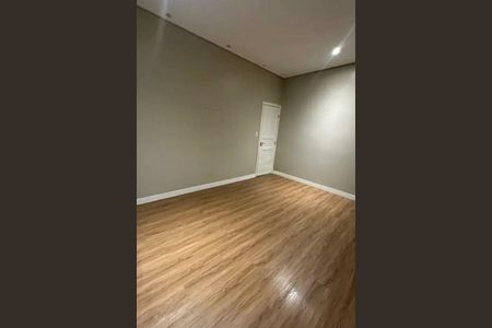 Casa à venda com 3 quartos, 250m² em Vila Mariana, São Paulo