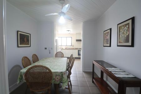 Apartamento para alugar com 120m², 4 quartos e 2 vagas Apartamento para alugar com 120m², 4 quartos e 2 vagasCozinha