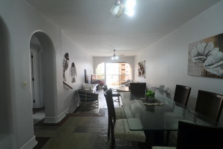 Apartamento para alugar com 120m², 4 quartos e 2 vagas Apartamento para alugar com 120m², 4 quartos e 2 vagasSala