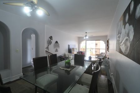 Apartamento para alugar com 120m², 4 quartos e 2 vagas Apartamento para alugar com 120m², 4 quartos e 2 vagasSala