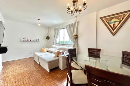 Apartamento à venda com 68m², 2 quartos e 1 vagaSala