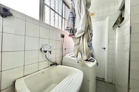 Apartamento à venda com 68m², 2 quartos e 1 vagaÁrea de Serviço