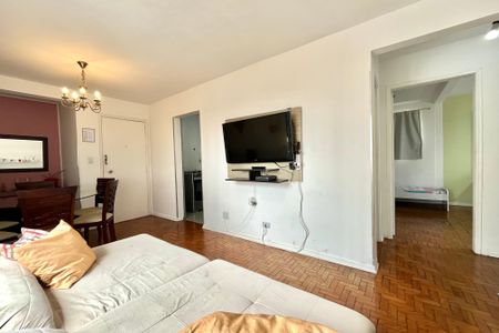 Sala de apartamento à venda com 2 quartos, 68m² em Vila Alexandria, São Paulo