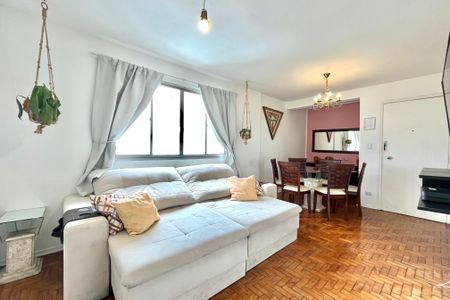 Sala de apartamento à venda com 2 quartos, 68m² em Vila Alexandria, São Paulo