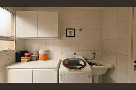 Casa de condomínio à venda com 200m², 3 quartos e 3 vagas