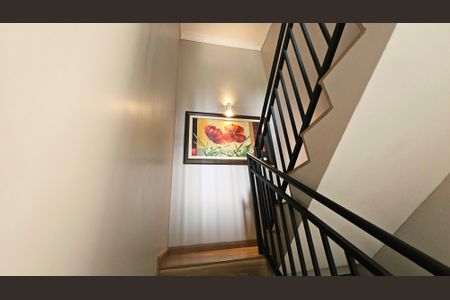 Casa de condomínio à venda com 200m², 3 quartos e 3 vagas