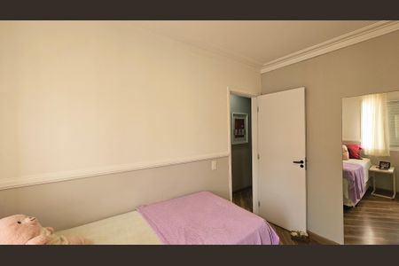 Casa de condomínio à venda com 200m², 3 quartos e 3 vagas