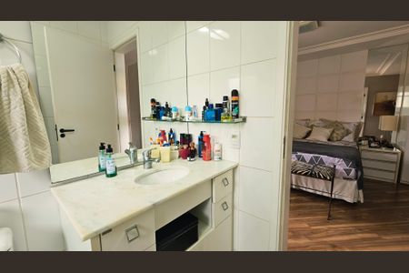 Casa de condomínio à venda com 200m², 3 quartos e 3 vagas