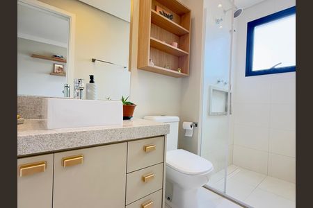 Apartamento à venda com 102m², 3 quartos e 2 vagas Apartamento à venda com 102m², 3 quartos e 2 vagasBanheiro da Suíte 2