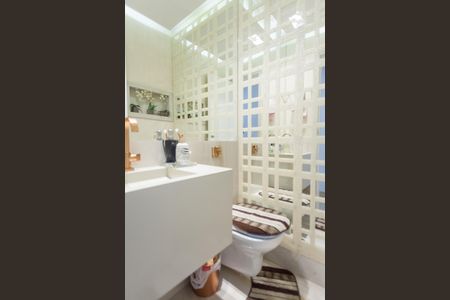 Apartamento à venda com 195m², 4 quartos e 3 vagasLavabo