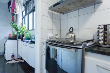 Apartamento à venda com 195m², 4 quartos e 3 vagasCozinha