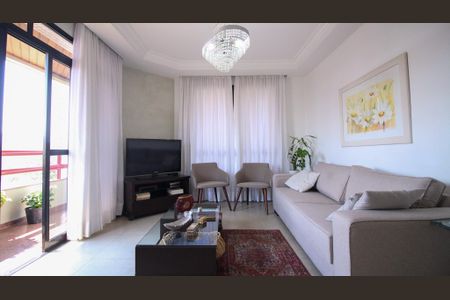 Apartamento à venda com 3 quartos, 135m² em Jardim Avelino, São Paulo