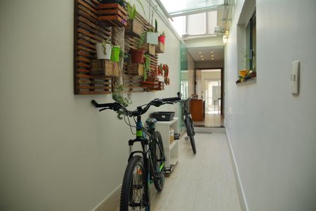 Casa à venda com 169m², 3 quartos e 1 vagaÁrea de Serviço