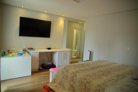 Casa à venda com 169m², 3 quartos e 1 vagaSuíte 1 