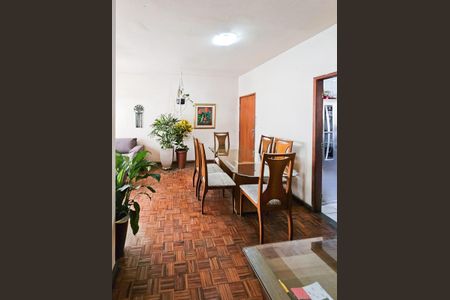 Sala de apartamento para alugar com 3 quartos, 95m² em Cinquentenario, Belo Horizonte