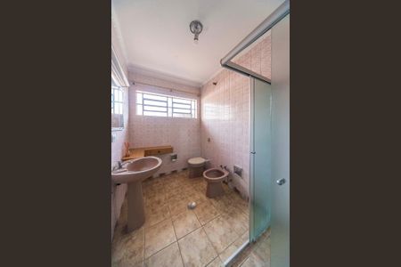 Casa à venda com 165m², 3 quartos e 2 vagas Casa à venda com 165m², 3 quartos e 2 vagasBanheiro do Quarto 3