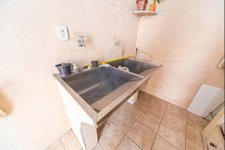 Casa à venda com 165m², 3 quartos e 2 vagas Casa à venda com 165m², 3 quartos e 2 vagasÁrea de Serviço