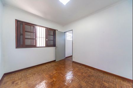 Casa à venda com 165m², 3 quartos e 2 vagas Casa à venda com 165m², 3 quartos e 2 vagasQuarto 2
