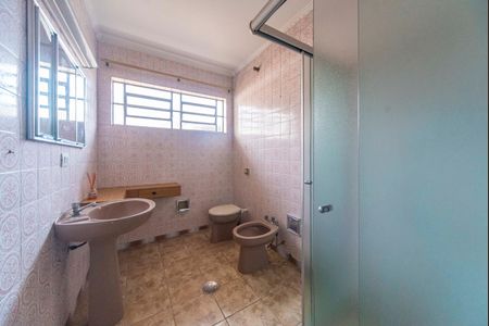 Casa à venda com 165m², 3 quartos e 2 vagas Casa à venda com 165m², 3 quartos e 2 vagasBanheiro do Quarto 3