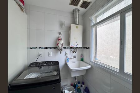 Apartamento para alugar com 360m², 3 quartos e 3 vagas Apartamento para alugar com 360m², 3 quartos e 3 vagasCozinha e Área de Serviço