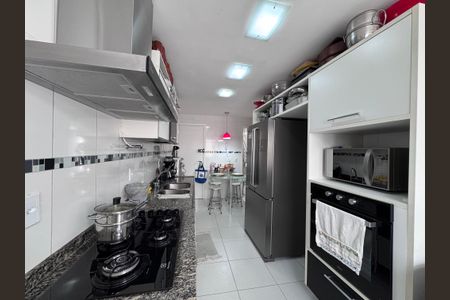 Apartamento para alugar com 360m², 3 quartos e 3 vagas Apartamento para alugar com 360m², 3 quartos e 3 vagasCozinha e Área de Serviço