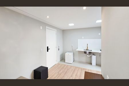 Sala de apartamento para alugar com 2 quartos, 36m² em Metalúrgicos, Osasco