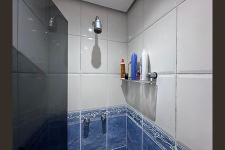 Apartamento para alugar com 220m², 4 quartos e 2 vagas Apartamento para alugar com 220m², 4 quartos e 2 vagasBanheiro Social