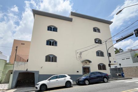 Apartamento à venda com 68m², 2 quartos e 1 vagaFachada + plaquinha