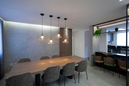 Apartamento à venda com 158m², 4 quartos e 3 vagas Apartamento à venda com 158m², 4 quartos e 3 vagasSala