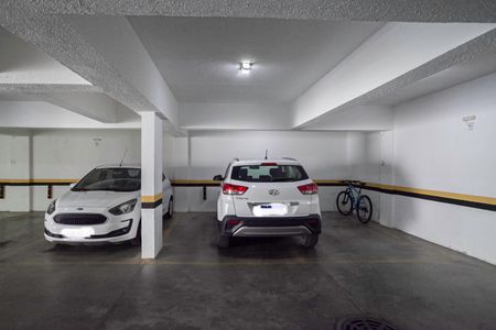 Apartamento à venda com 158m², 4 quartos e 3 vagas Apartamento à venda com 158m², 4 quartos e 3 vagasGaragem