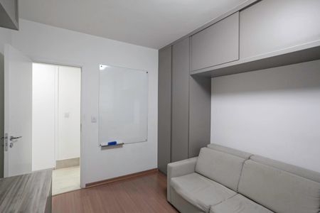 Apartamento à venda com 158m², 4 quartos e 3 vagas Apartamento à venda com 158m², 4 quartos e 3 vagasQuarto 2