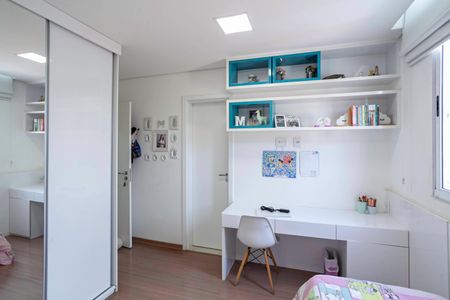 Apartamento à venda com 158m², 4 quartos e 3 vagas Apartamento à venda com 158m², 4 quartos e 3 vagasSuíte 1