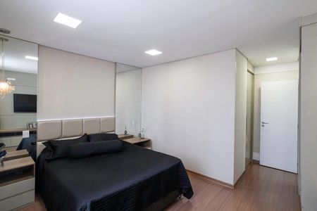 Apartamento à venda com 158m², 4 quartos e 3 vagas Apartamento à venda com 158m², 4 quartos e 3 vagasSuíte 2