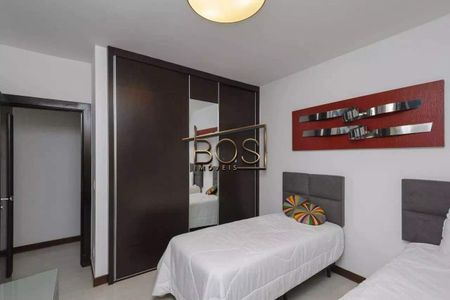 Apartamento à venda com 280m², 4 quartos e 3 vagas