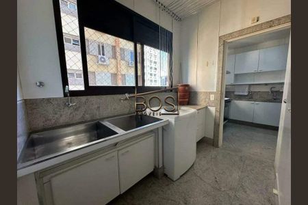 Apartamento à venda com 240m², 4 quartos e 3 vagas