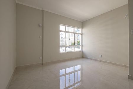 Apartamento para alugar com 103m², 3 quartos e 1 vagaSuíte