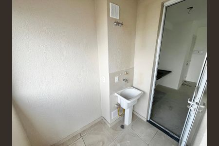 Apartamento para alugar com 60m², 3 quartos e 1 vagaÁrea de Serviço