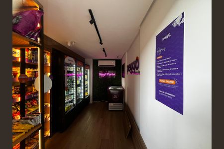 Apartamento para alugar com 60m², 3 quartos e 1 vagaMercado