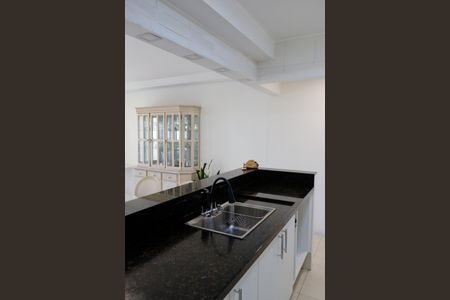 Apartamento à venda com 84m², 2 quartos e 2 vagas Apartamento à venda com 84m², 2 quartos e 2 vagasCozinha