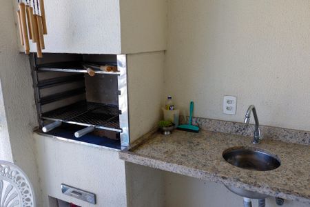 Apartamento à venda com 84m², 2 quartos e 2 vagas Apartamento à venda com 84m², 2 quartos e 2 vagasChurrasqueira