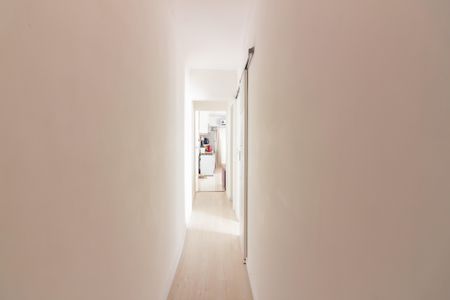 Corredor de casa para alugar com 2 quartos, 50m² em Santa Maria, Osasco