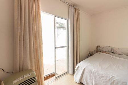 Dormitório 1 de casa para alugar com 2 quartos, 50m² em Santa Maria, Osasco