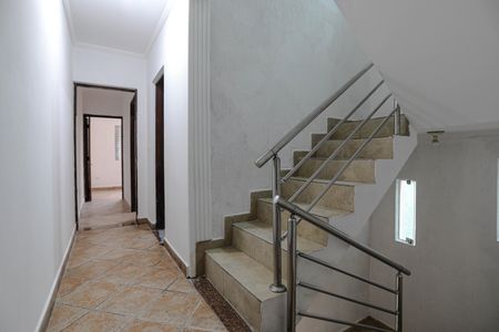 Corredor de casa para alugar com 4 quartos, 120m² em Vila Melchizedec, Mogi das Cruzes