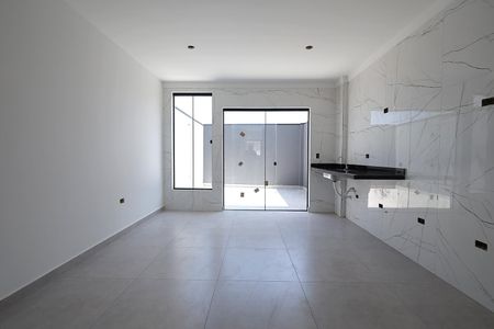 Casa à venda com 70m², 2 quartos e 2 vagasCozinha