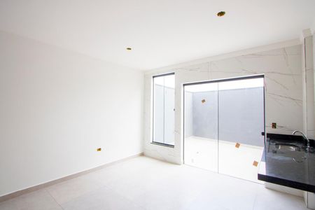 Apartamento à venda com 70m², 2 quartos e 2 vagas Apartamento à venda com 70m², 2 quartos e 2 vagasCozinha