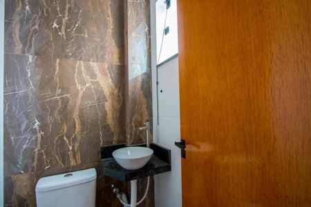 Lavabo de apartamento à venda com 2 quartos, 70m² em Vila Vitória, Santo André