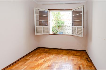 Quarto 2 de casa para alugar com 2 quartos, 60m² em Carlos Prates, Belo Horizonte