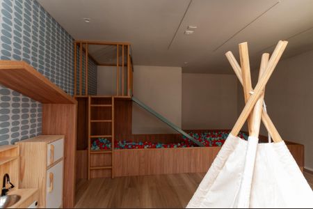 Apartamento à venda com 37m², 2 quartos e sem vaga Apartamento à venda com 37m², 2 quartos e sem vagaÁrea Comum - Brinquedoteca