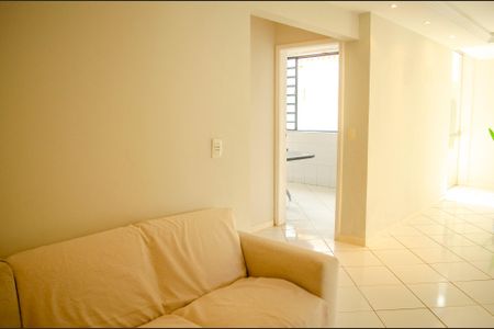 Sala de casa para alugar com 4 quartos, 400m² em Setor Aeroporto, Goiânia